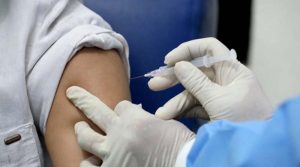 Темпи вакцинації зросли: за минулу добу в Україні провели 70 468 щеплень проти коронавірусу