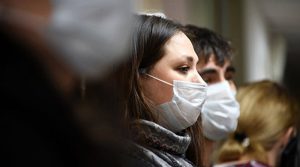 У Франції створили маску, яка може знищувати коронавірус