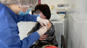 Майже 40% українців вакцинувалися проти коронавірусу – Ляшко
