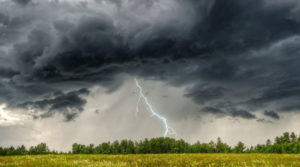 “Кожен день гроза”: синоптики розповіли прогноз погоди на найближчі дні