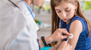 В Україні можуть схвалити вакцинацію дітей проти COVID-19