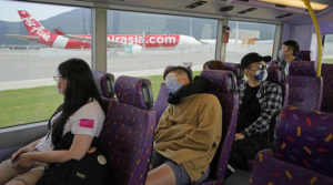 У Гонконзі запустили автобусний маршрут для тих, хто хоче виспатися (ФОТО)