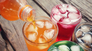 Вчені розповіли, які напої можуть спричинити передчасну смерть у жінок