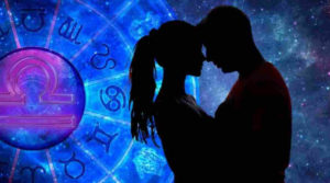 Астрологи назвали знаки Зодіаку, які зустрінуть кохання за кордоном