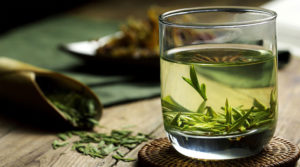 Користь зеленого чаю: від яких хвороб він може врятувати