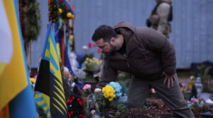 Зеленський прибув до Львова, щоб вшанувати пам’ять загиблих воїнів
