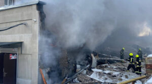 У Києві вибух на території колишнього заводу: є загиблі