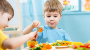 5 звичайних продуктів, якими дітям не слід снідати