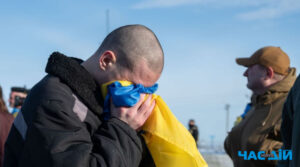 Україна повернула ще 207 військових з російського полону 