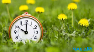 В Україні переводять годинник на літній час: названа дата