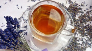 Чому варто додавати лаванду в чай: лікарі назвали 5 причин